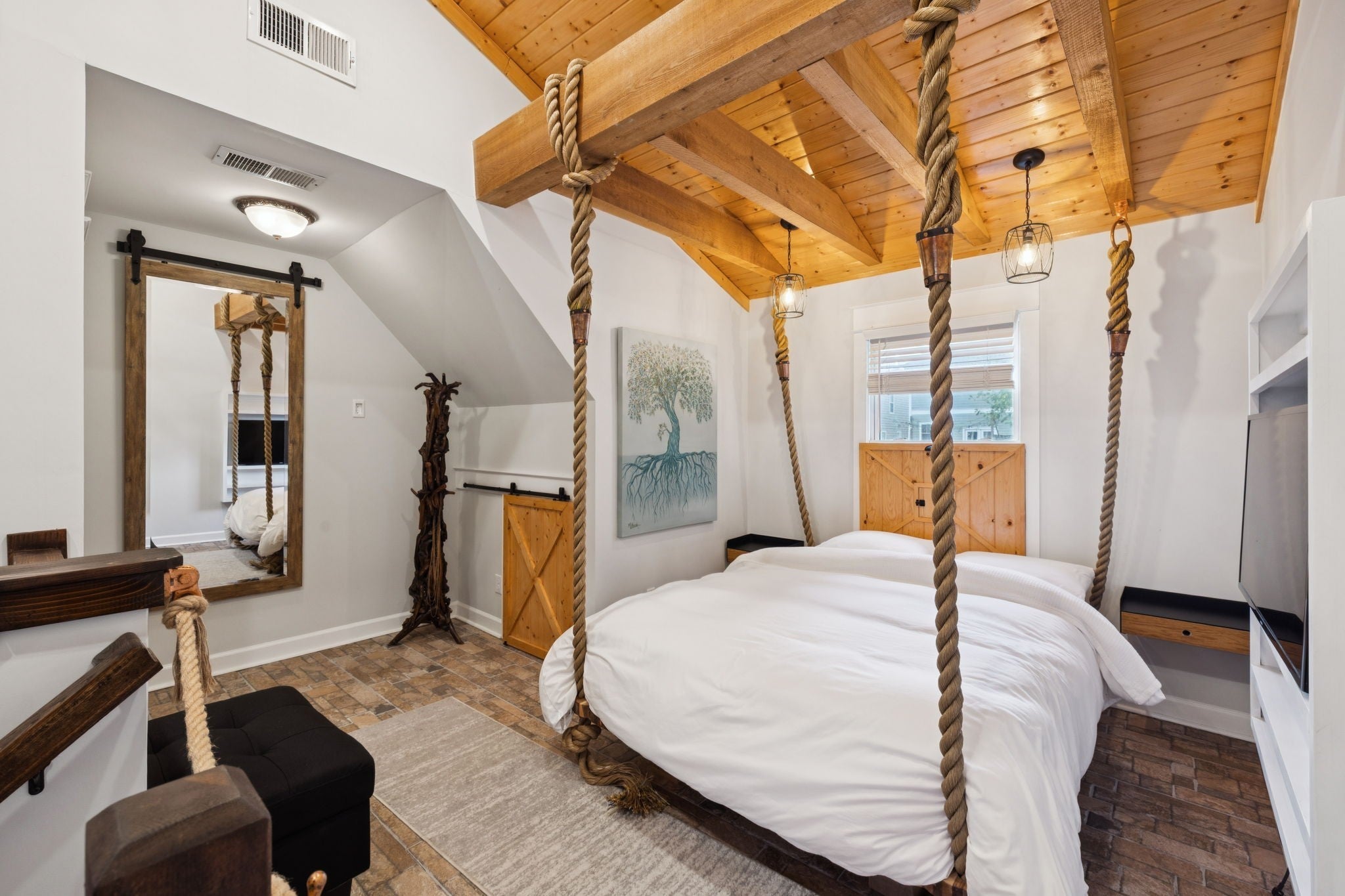 Photo of Listing #3159797