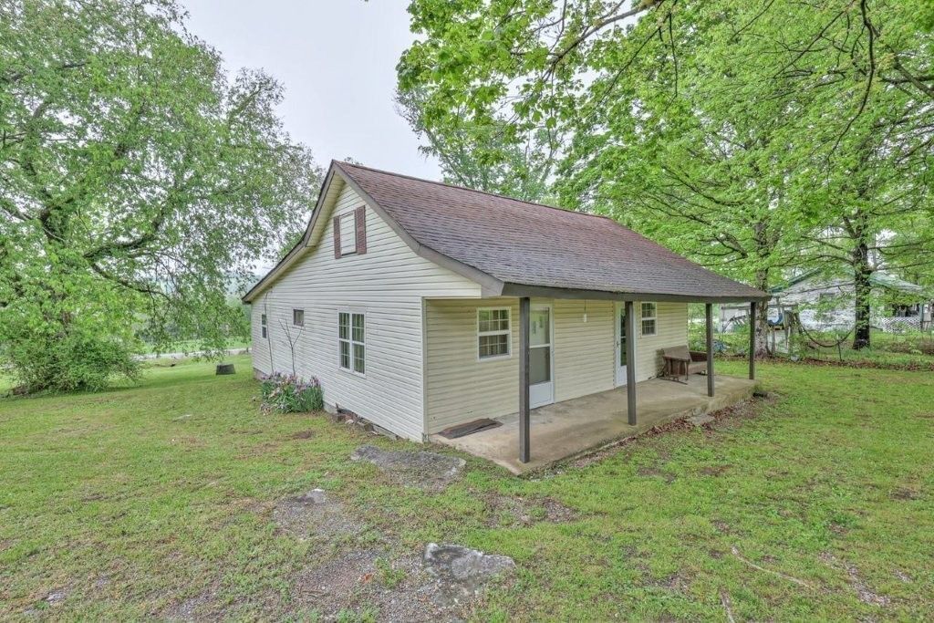 248 Old Flat Creek Road, Shelbyville