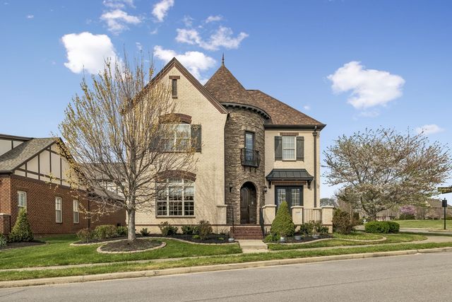 1638 Kelvington Blvd, Gallatin