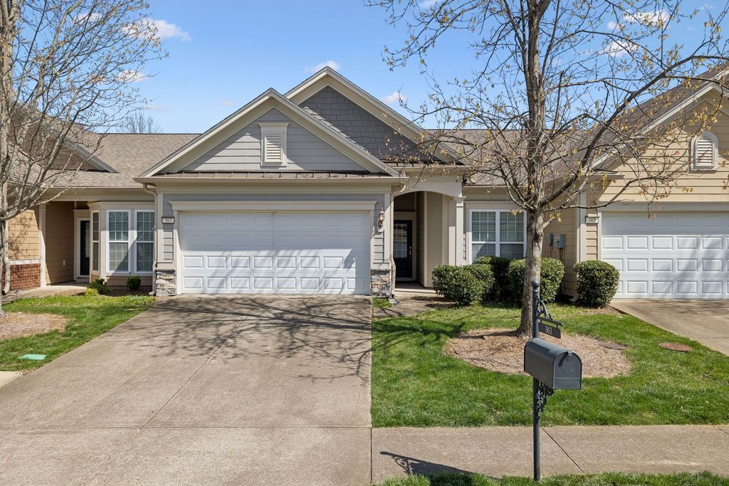 303 Blockade Ln, Mount Juliet