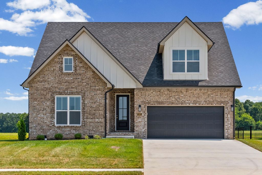 257 Harvest Moon Dr, Clarksville