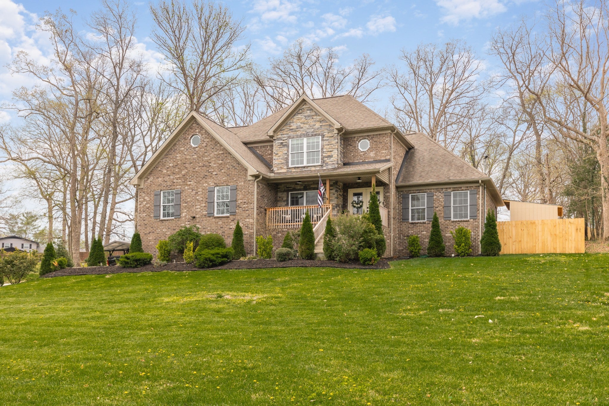 Photo of Listing #3163427