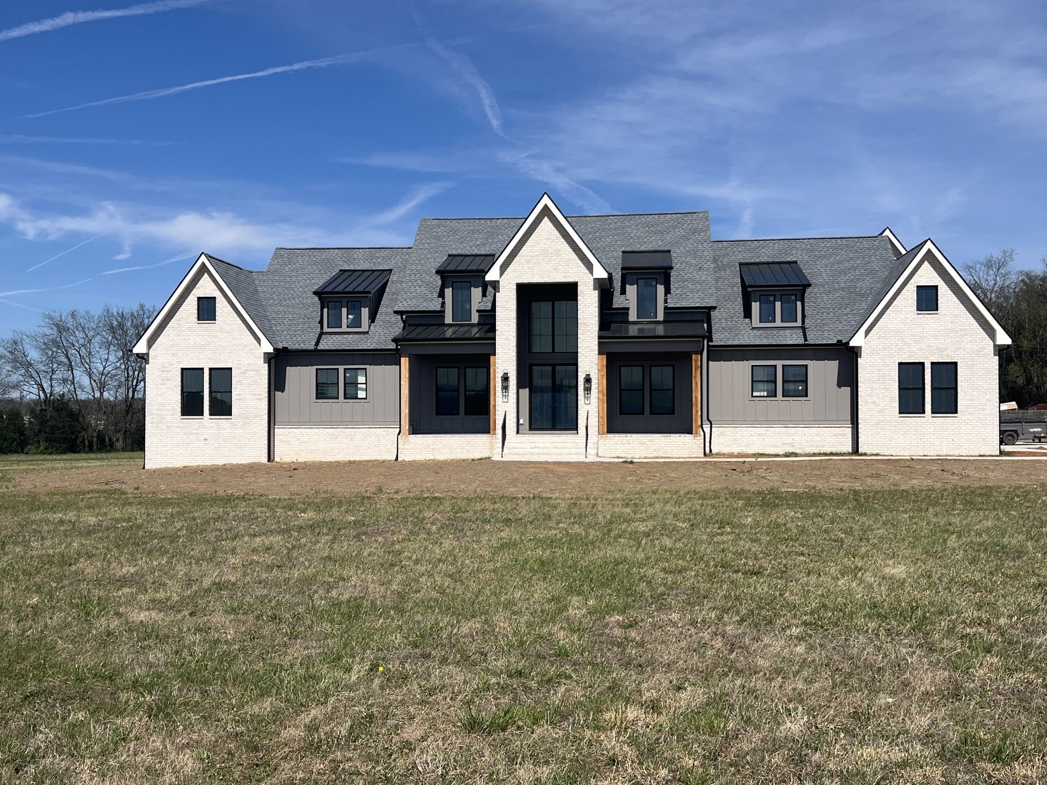 Photo of Listing #3163558