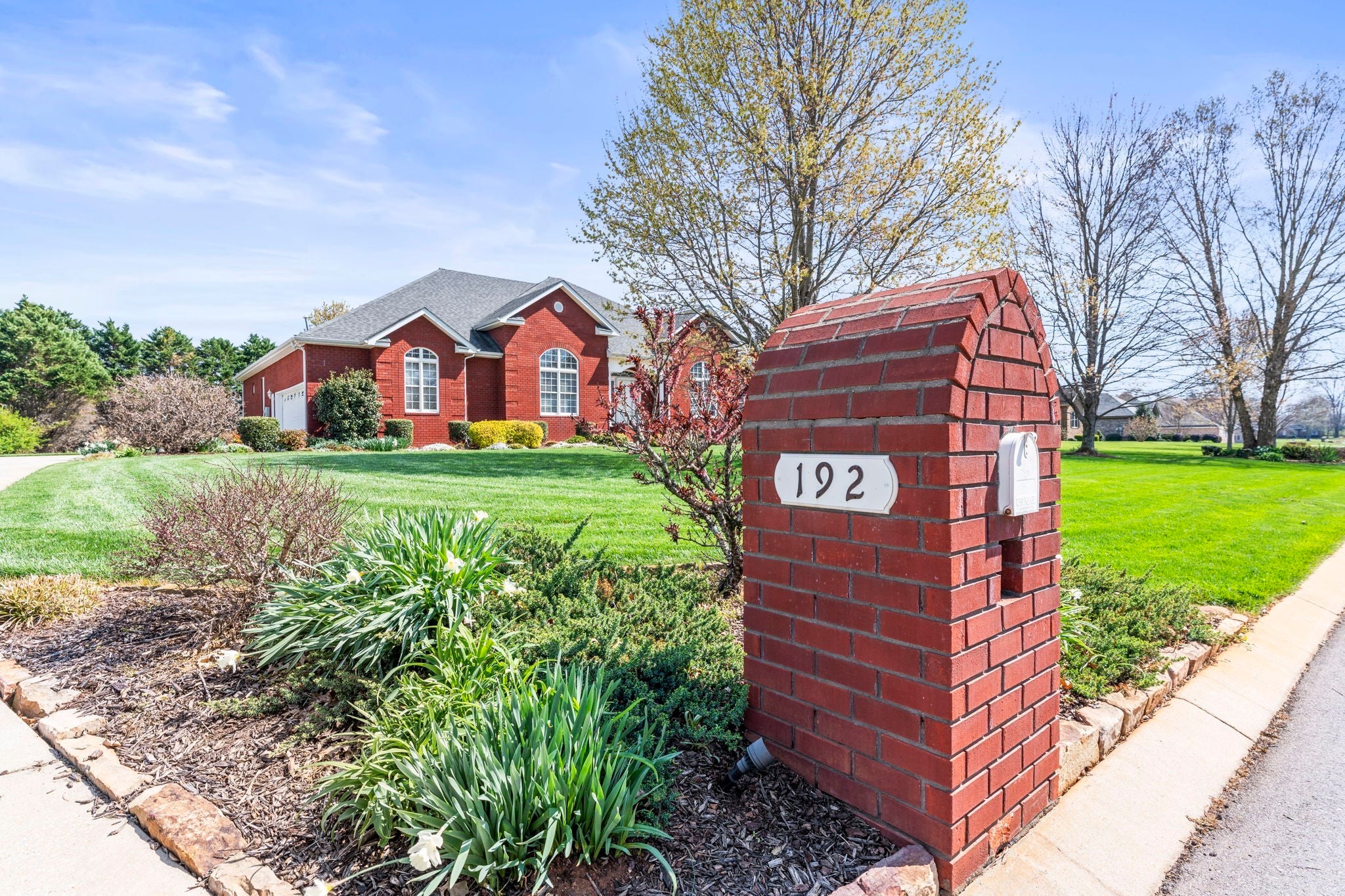 Photo of Listing #3163597