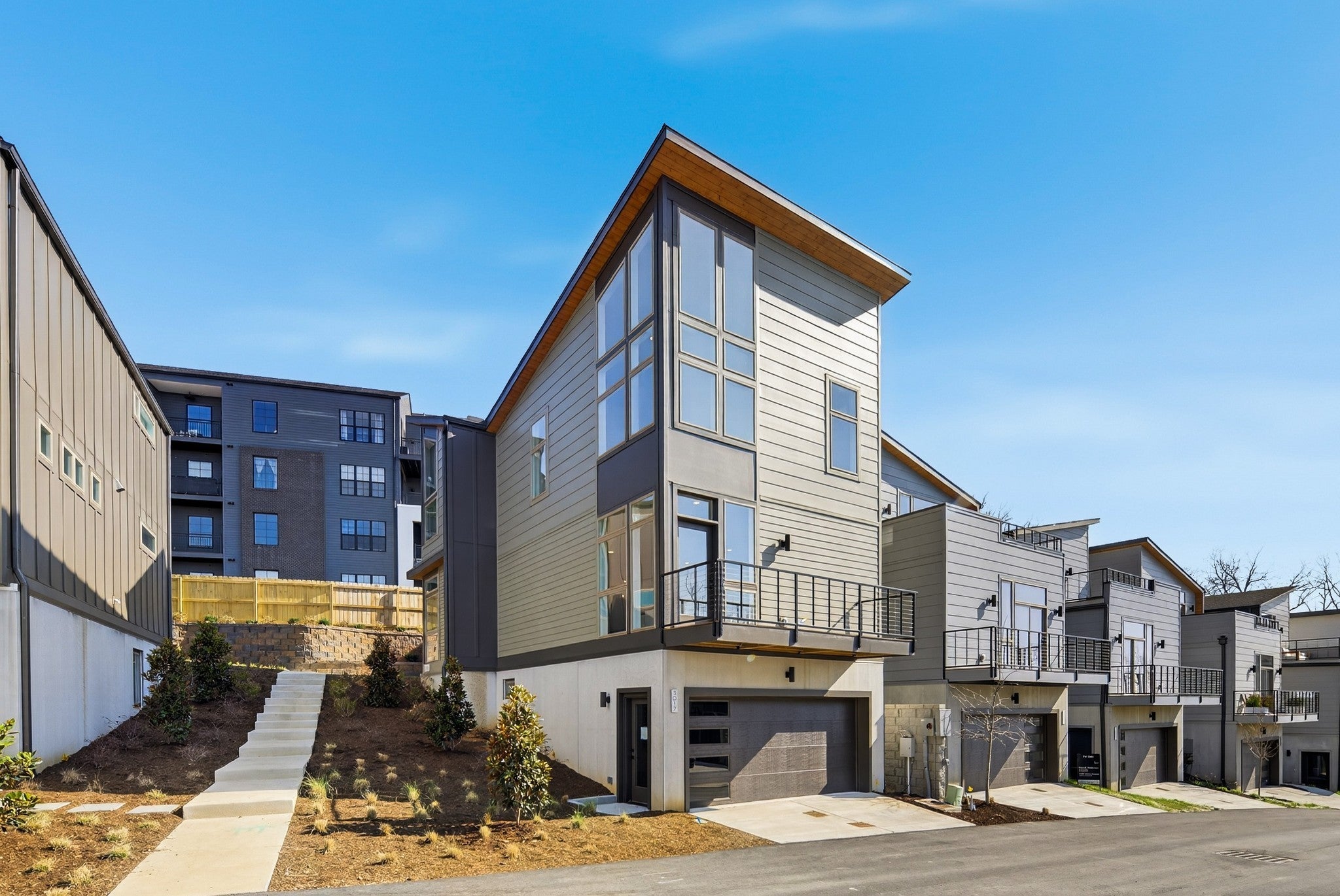 Photo of Listing #3163894