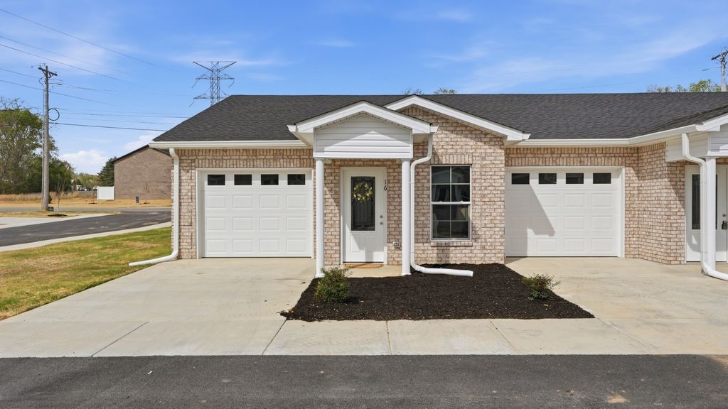 741 Kings Ln A-2, Tullahoma