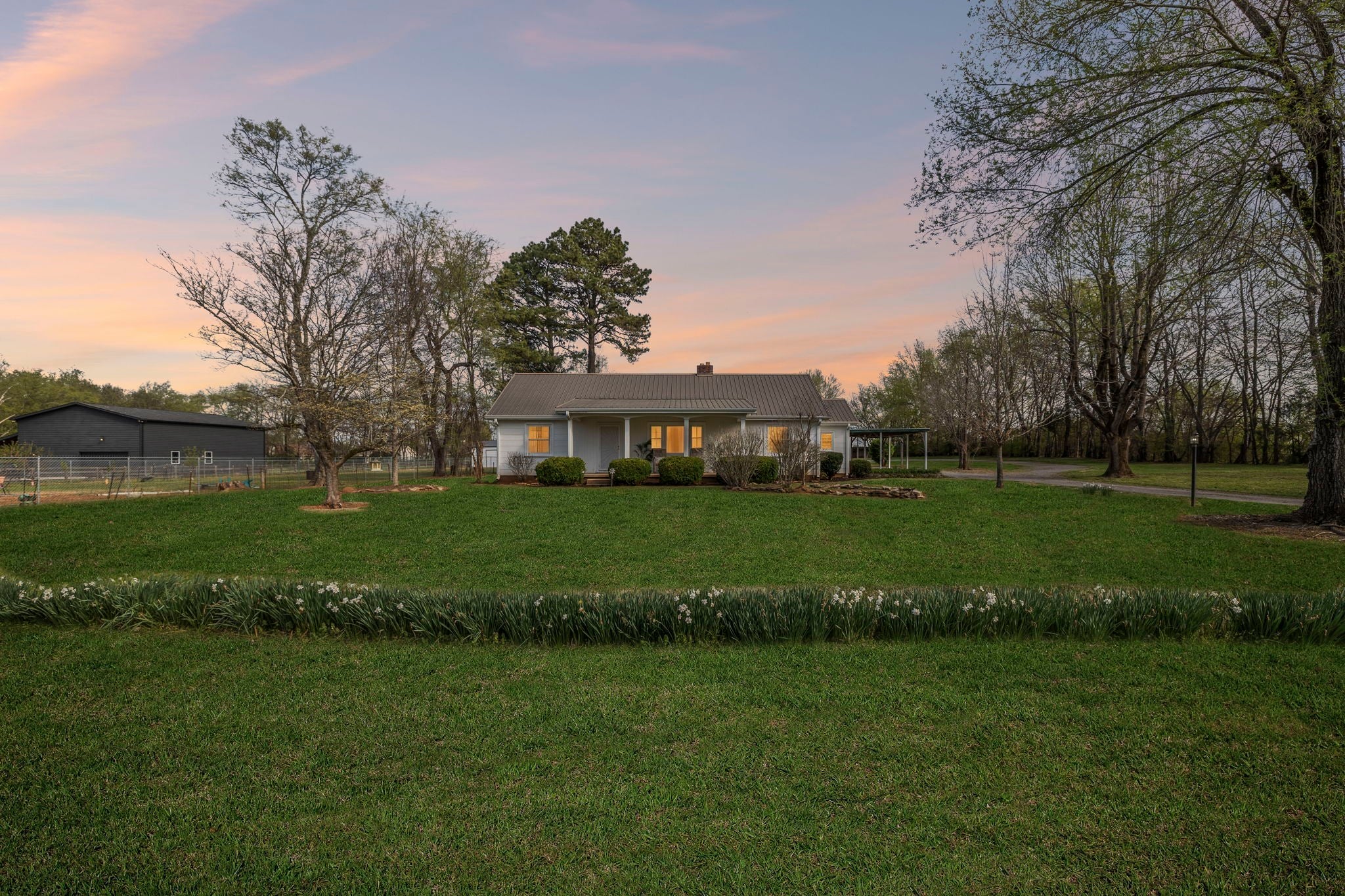 Photo of Listing #3164210