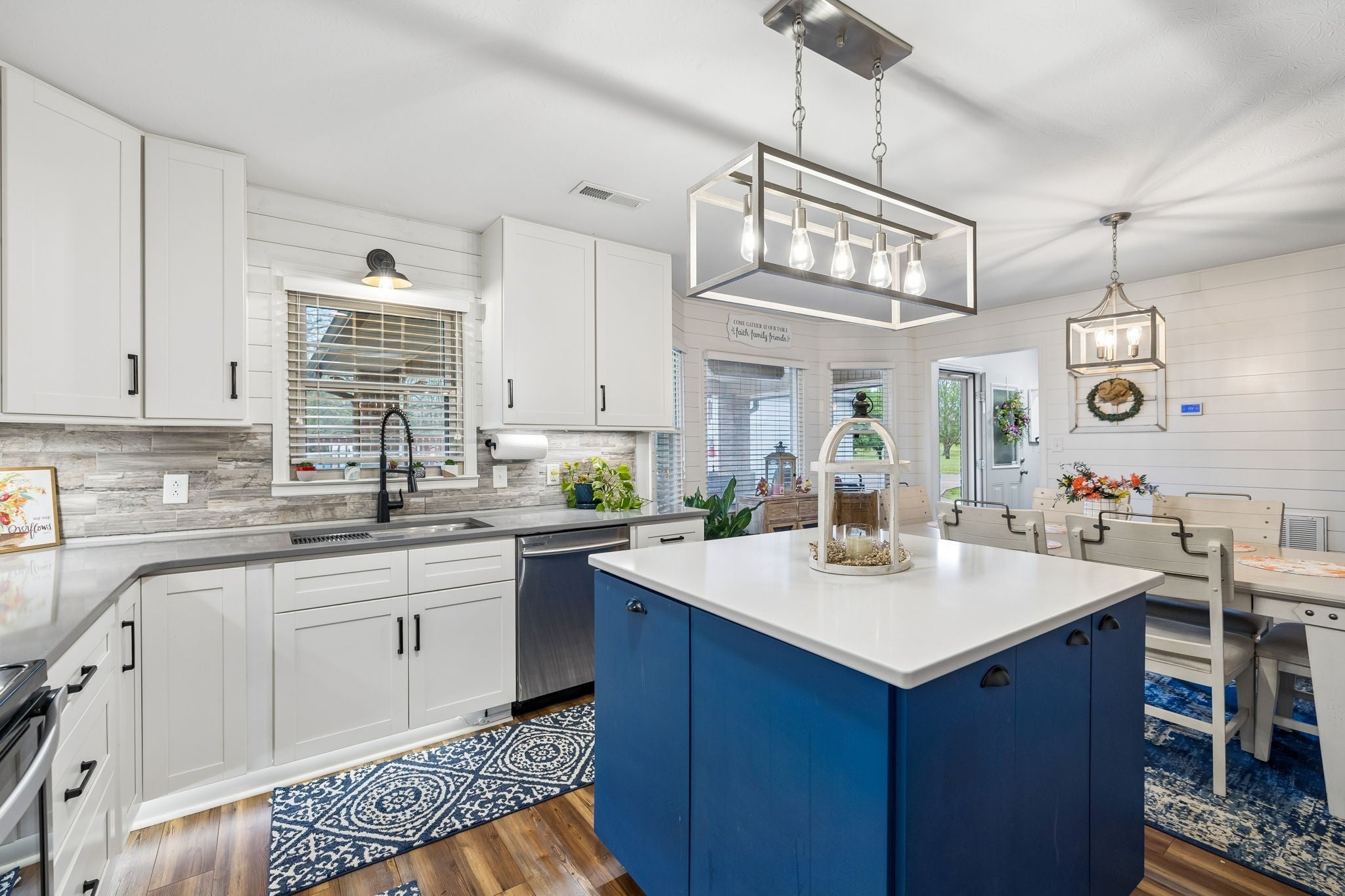 Photo of Listing #3164886