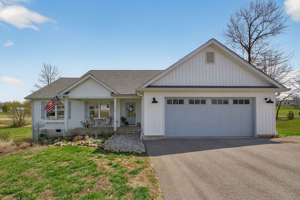 154 Primrose Ln, Sparta