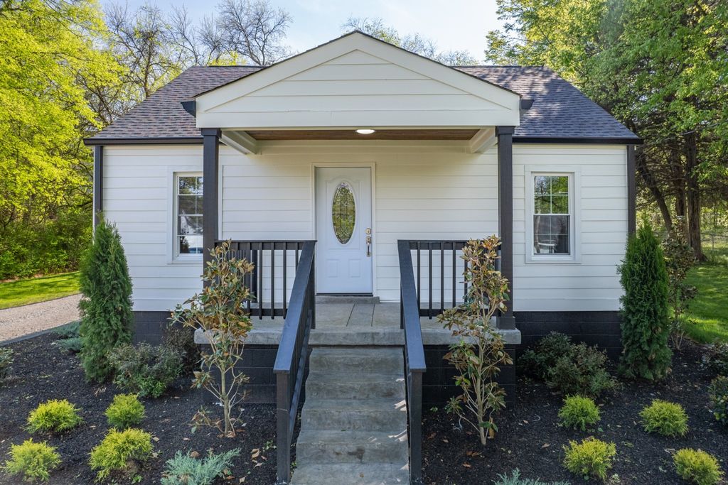 623 Belfast St, Lewisburg