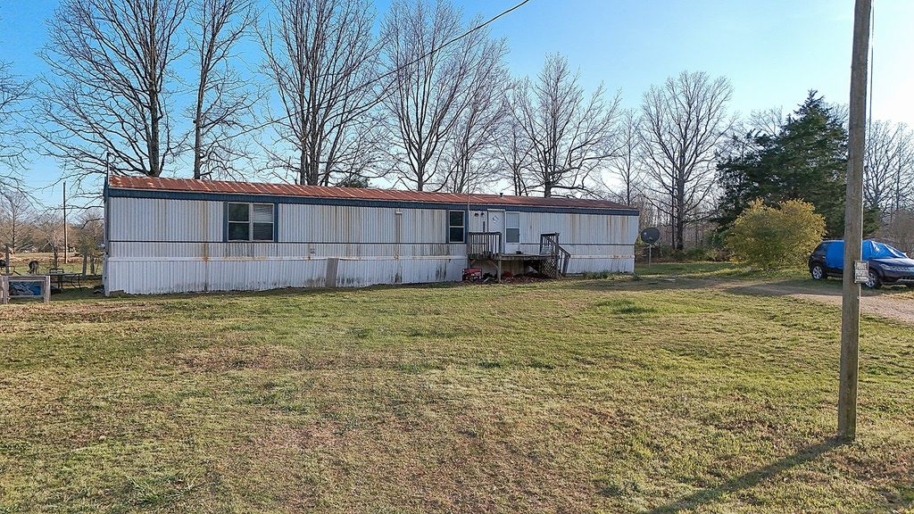 118 Oakwood Rd, Hohenwald