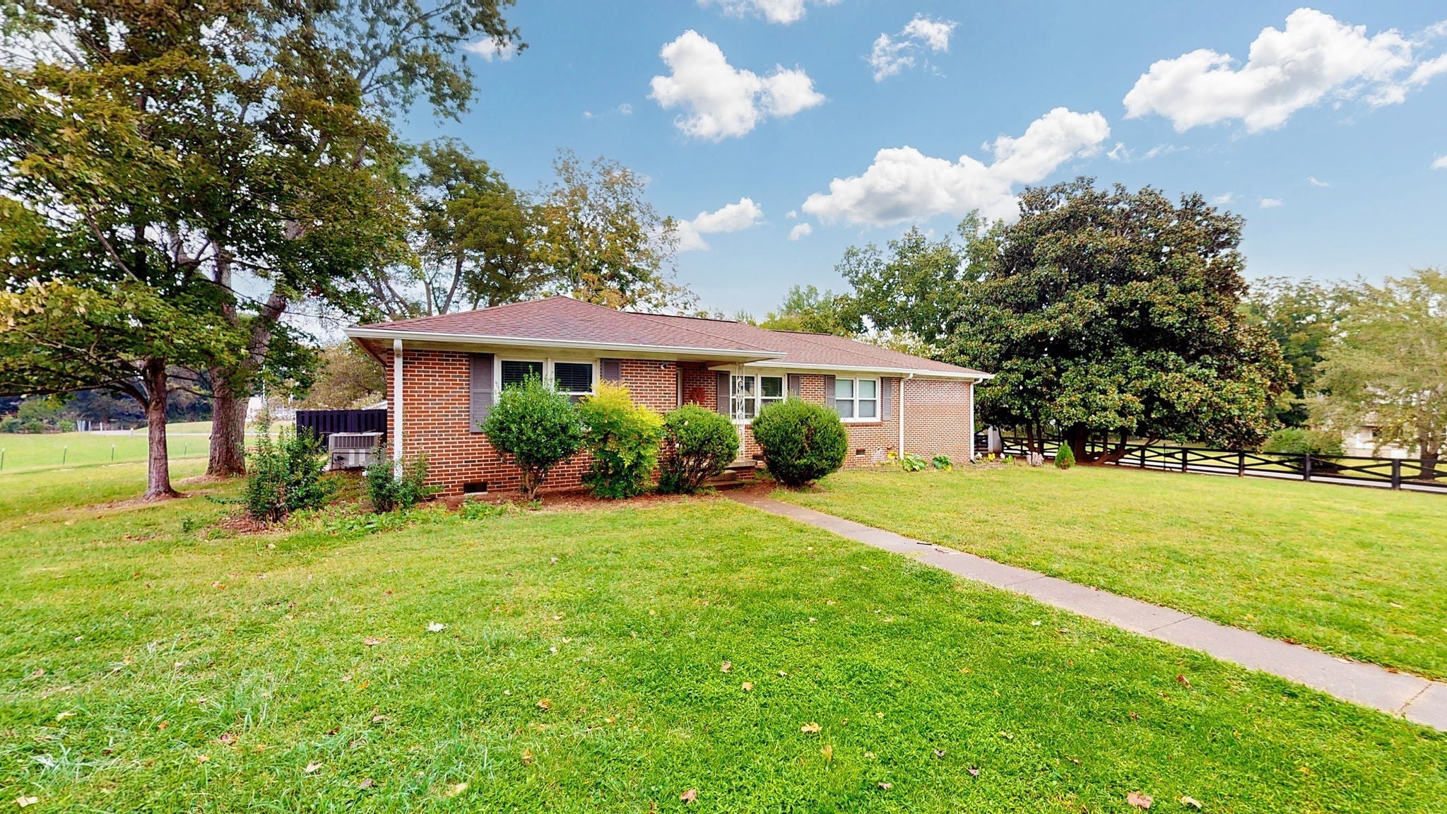 Photo of Listing #3165338