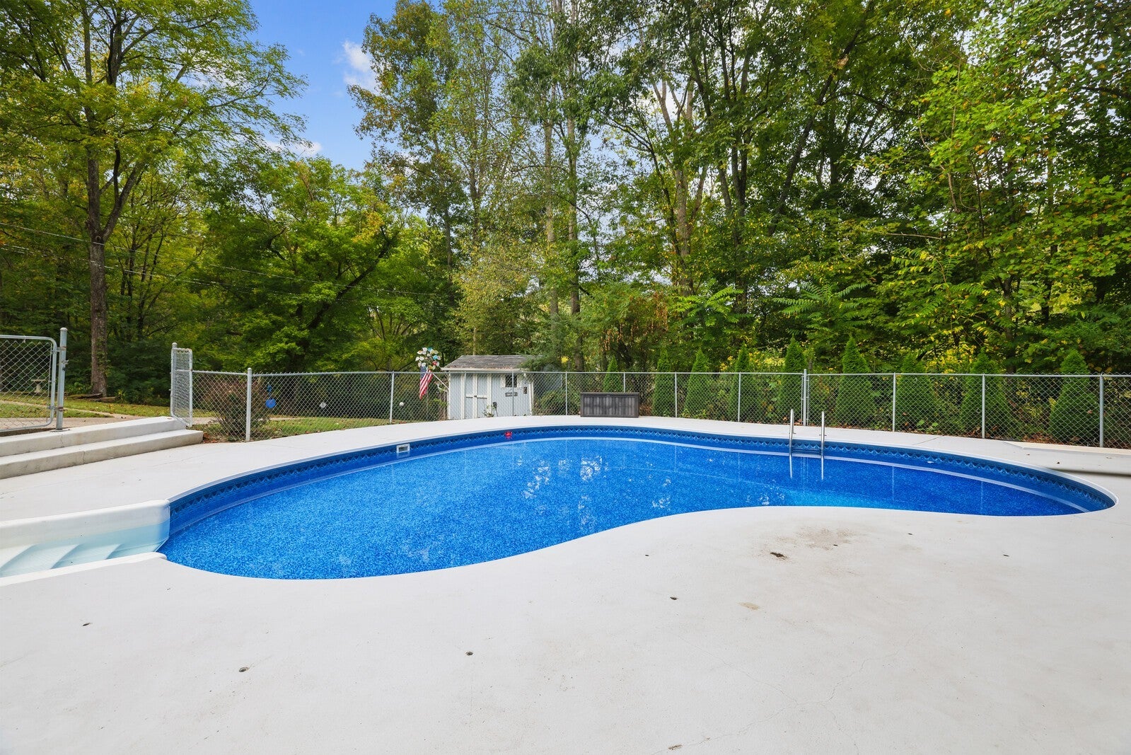 Photo of Listing #3165528