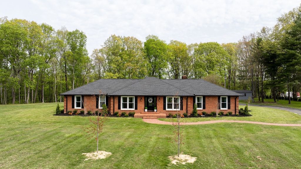 1747 Allen Ferry Rd, Smithville