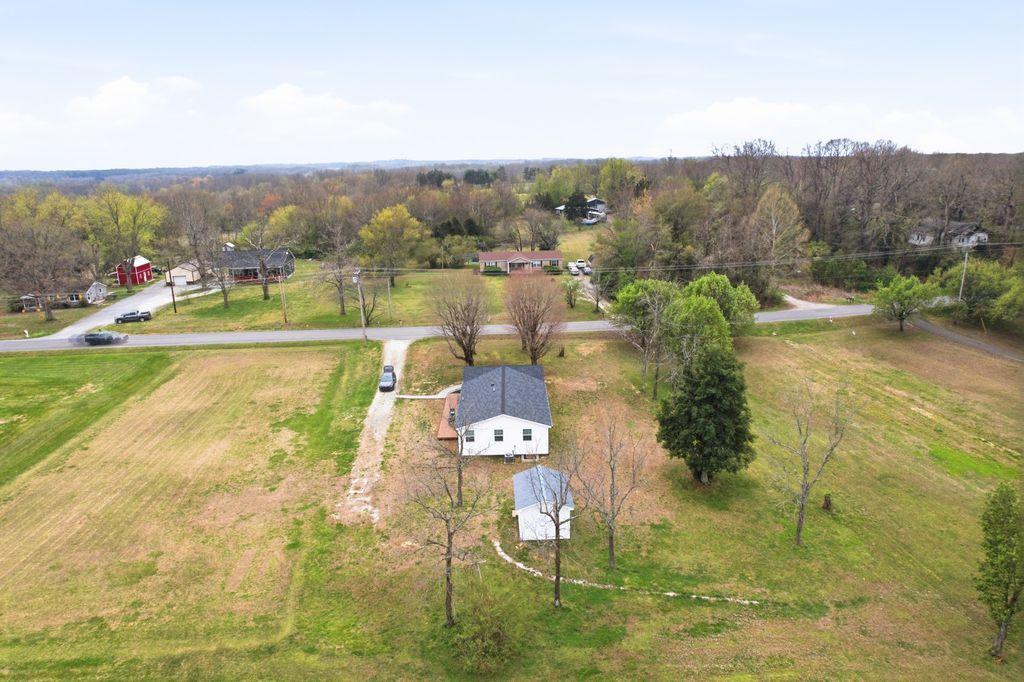 1237 Abiff Rd, Bon Aqua