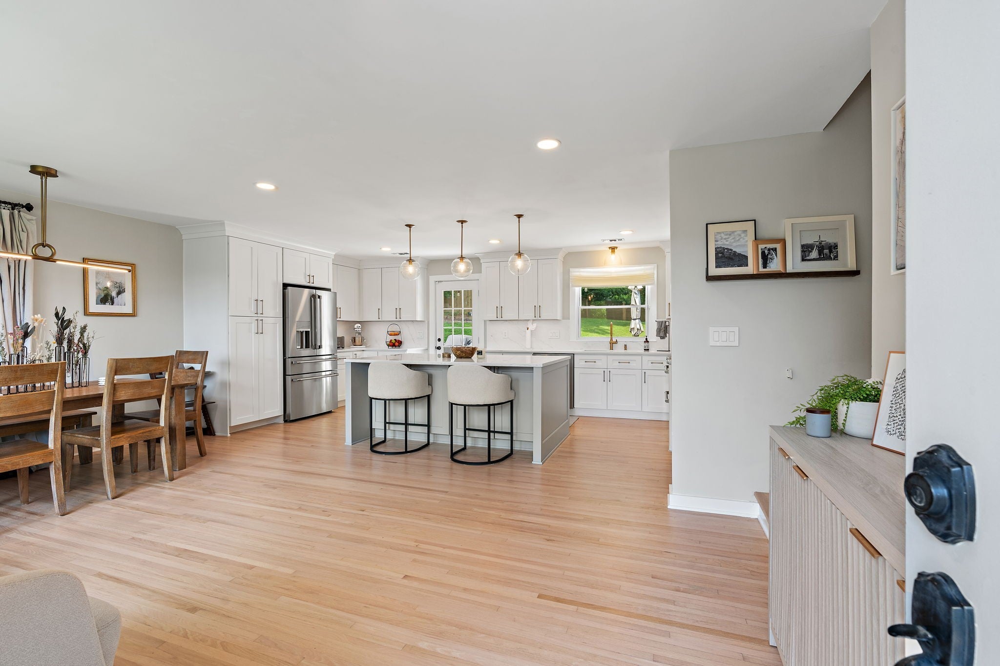 Photo of Listing #3165853