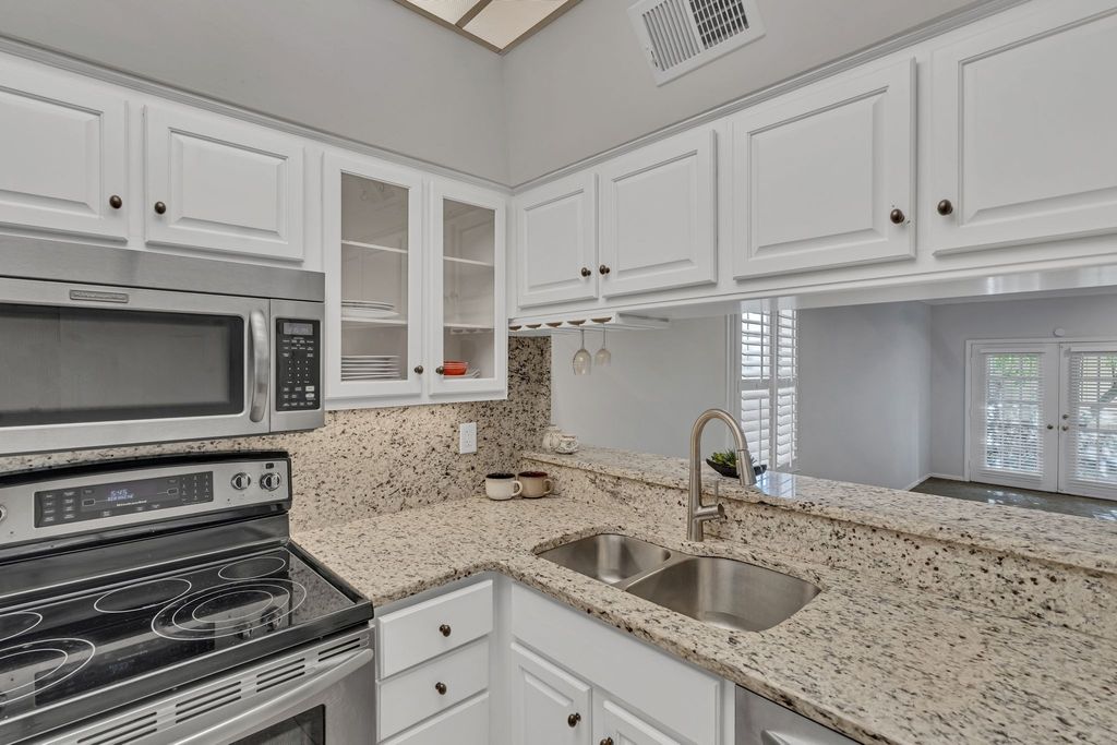 107 W End Pl, Nashville
