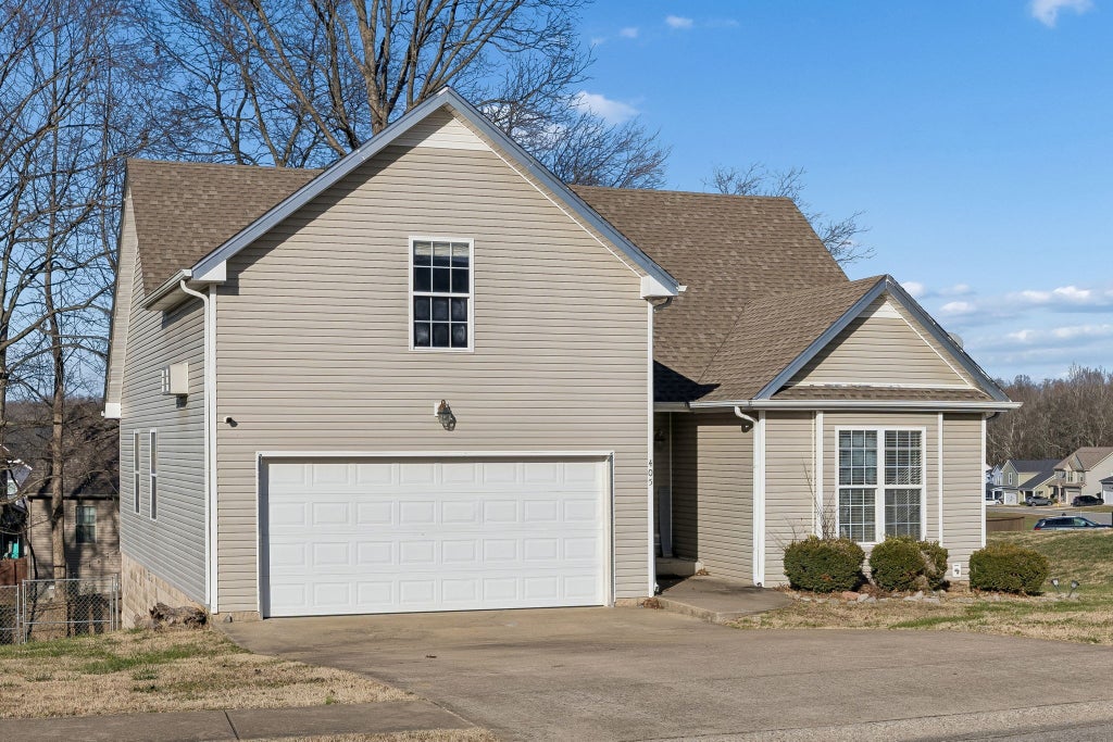 405 Zurich Ct, Clarksville Property Listing: MLS® #3165876