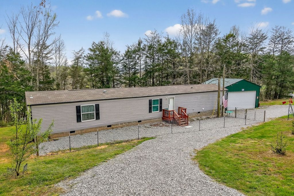 1237 Ridge Rd, Quebeck
