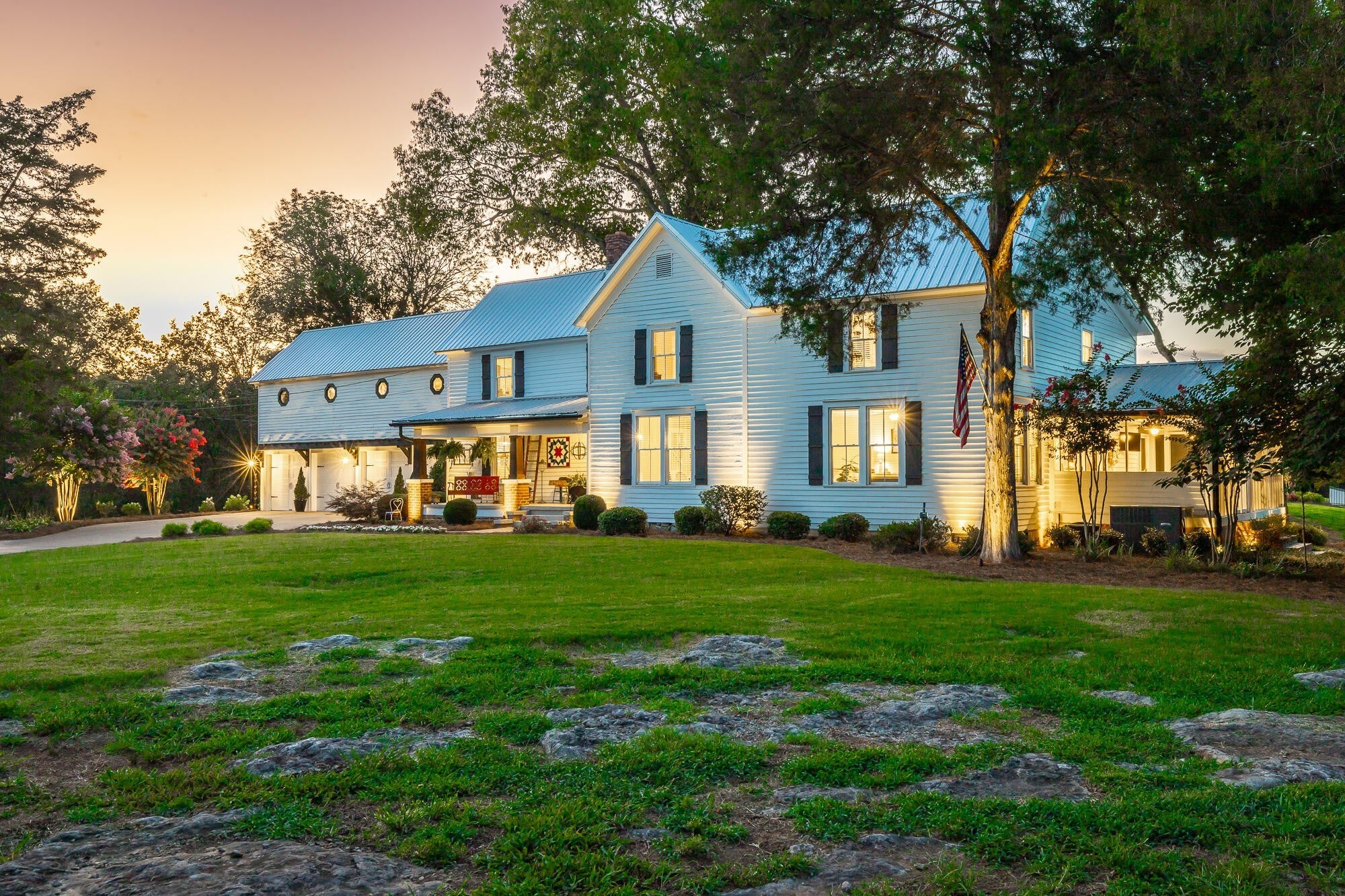 Photo of Listing #3166192