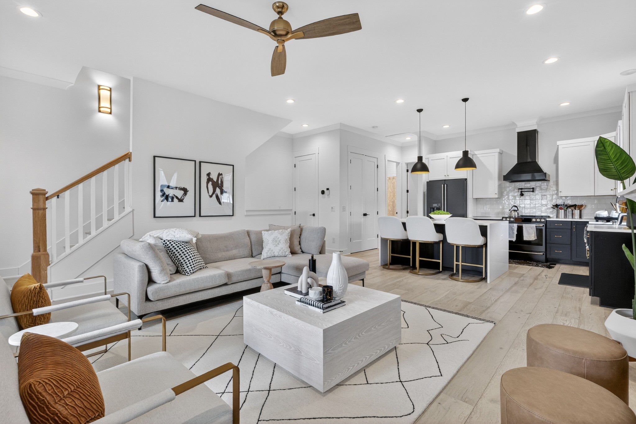 Photo of Listing #3166390