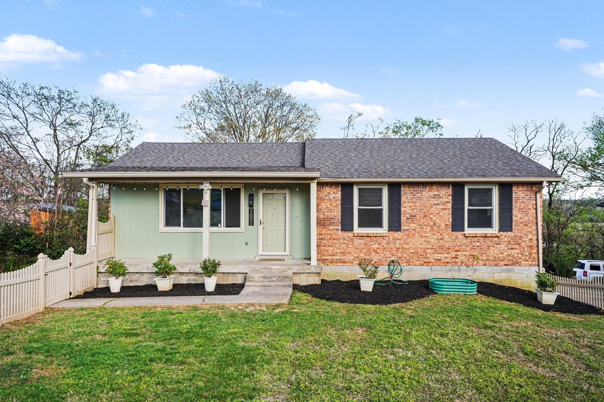 Photo of Listing #3166415