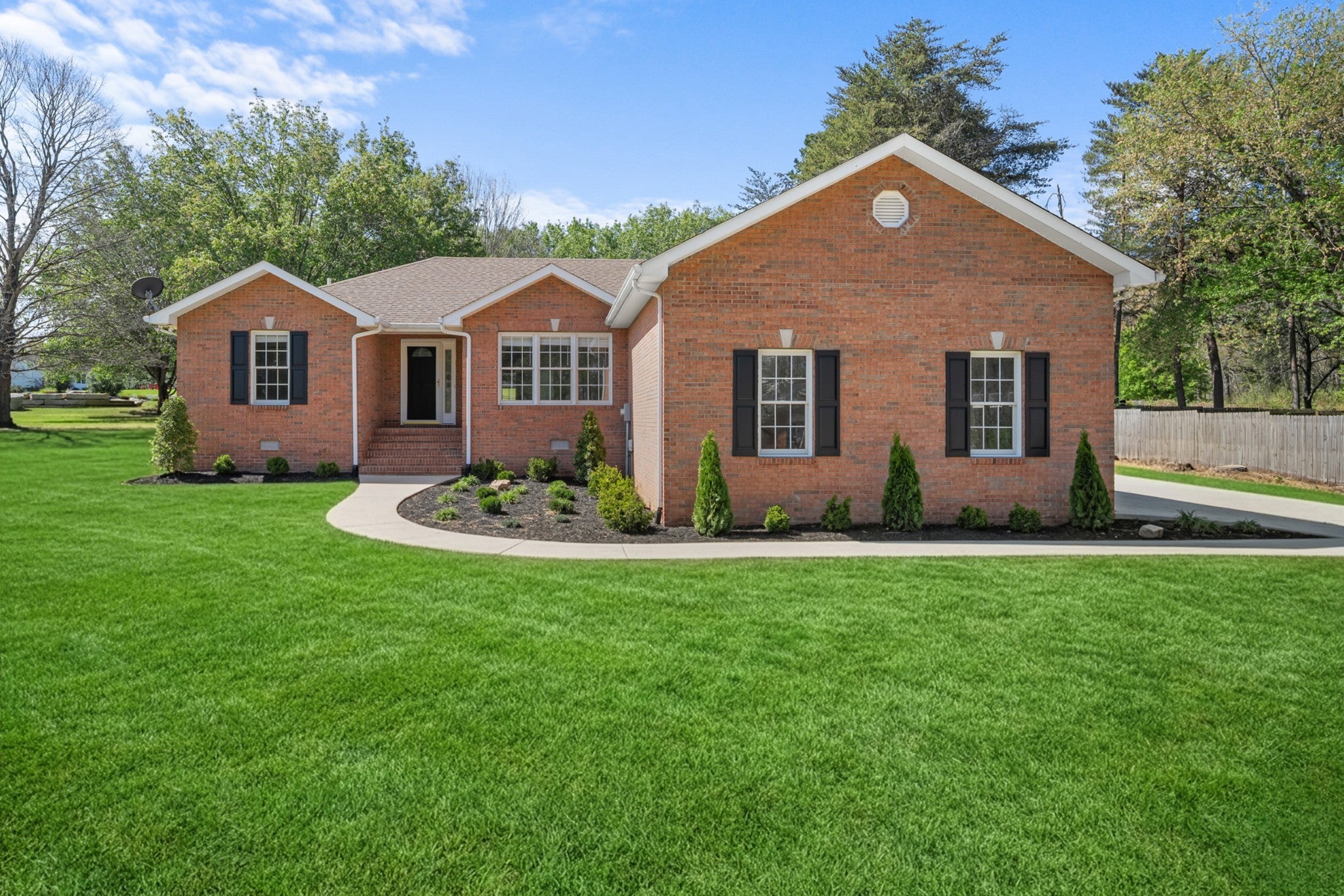 Photo of Listing #3166571