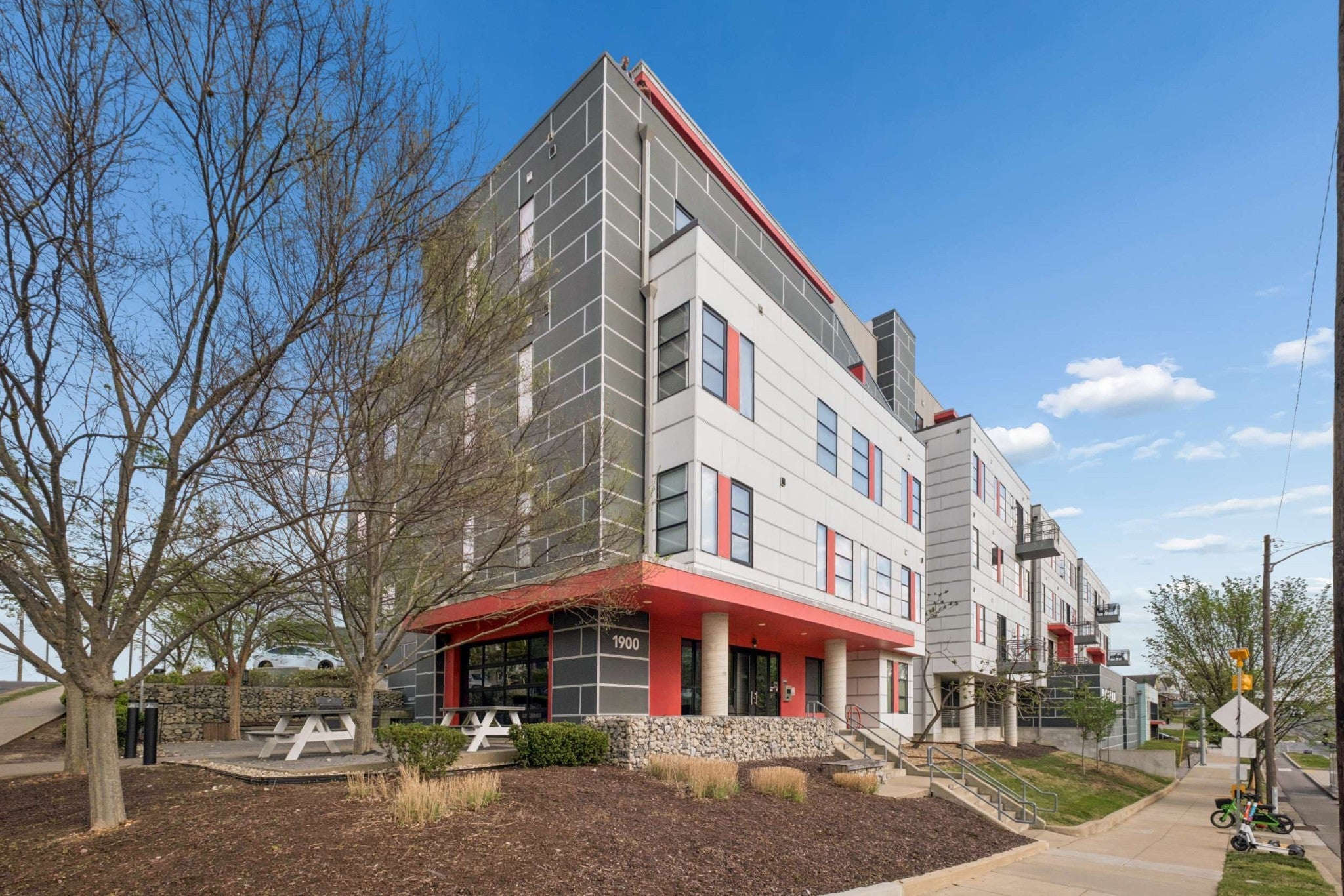 Photo of Listing #3166770