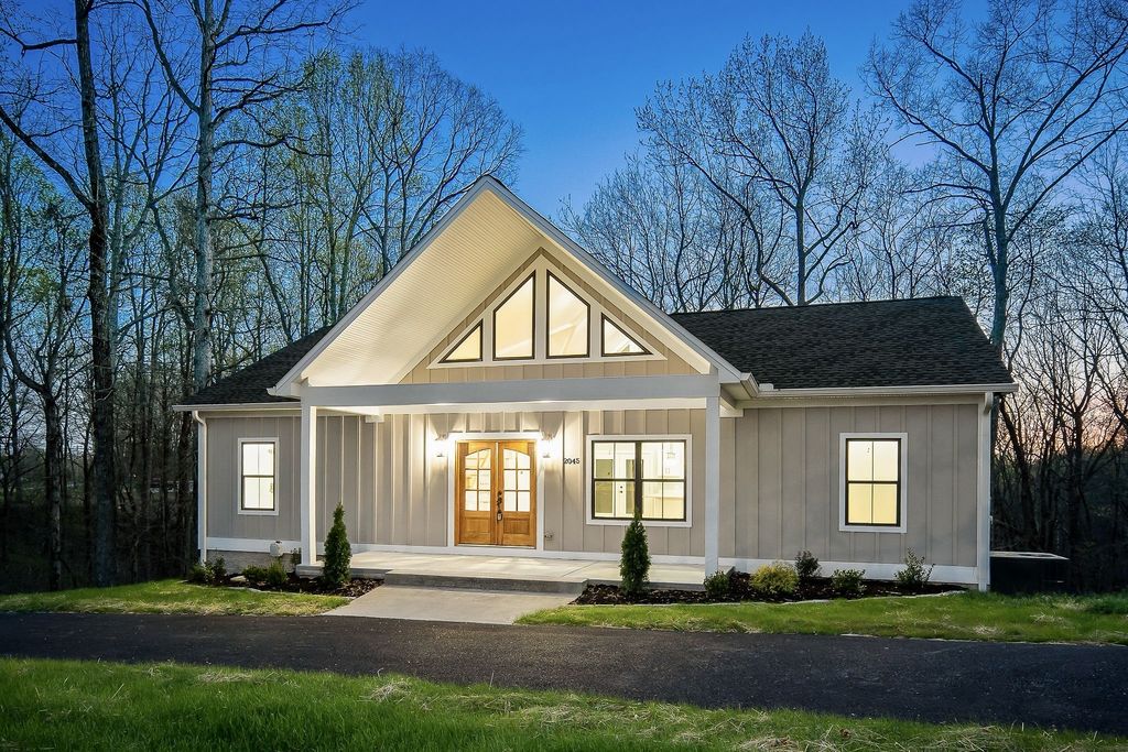 2045 Coconut Ridge Rd, Smithville