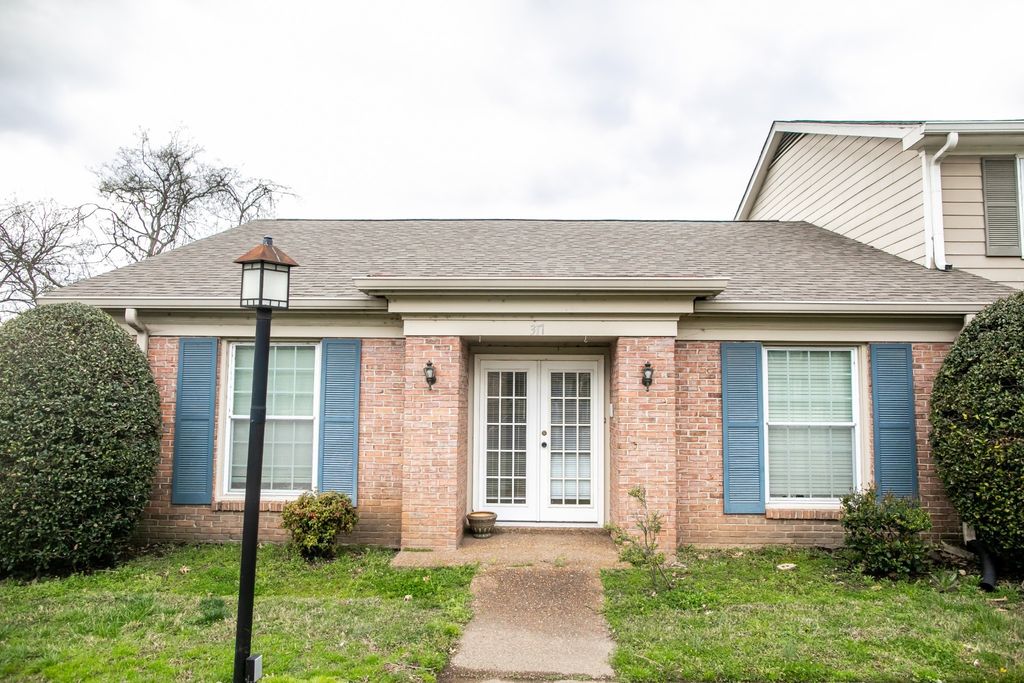 317 Plantation Ct, Nashville