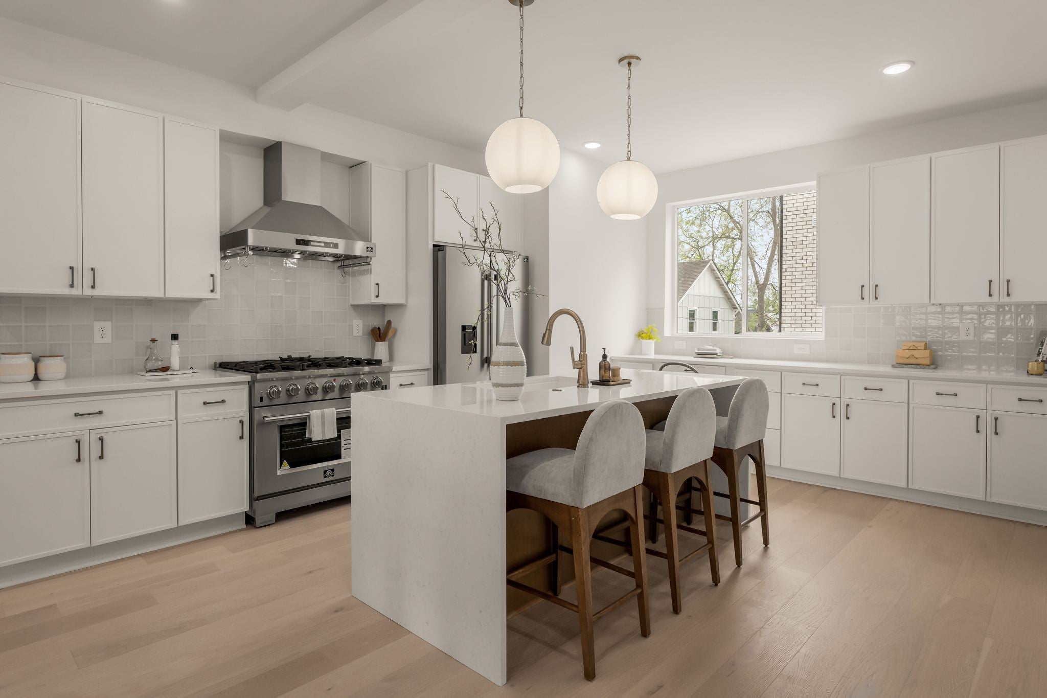 Photo of Listing #3167473