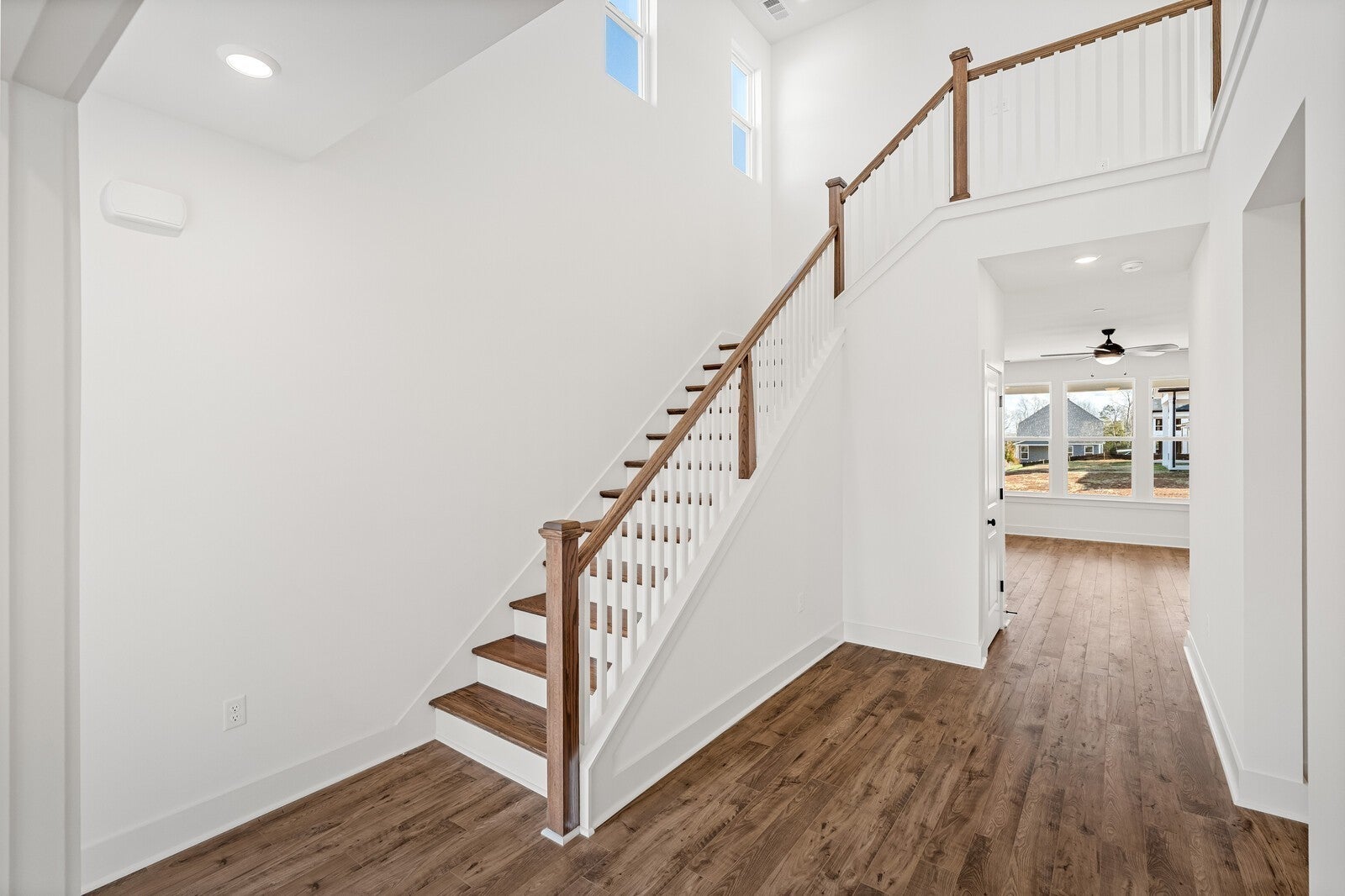 Photo of Listing #3168142