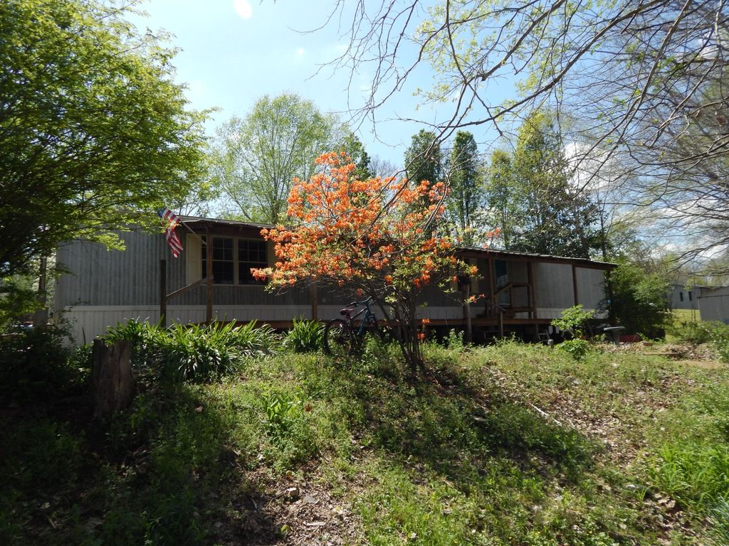 999 Kilburn Hollow Rd, Waynesboro