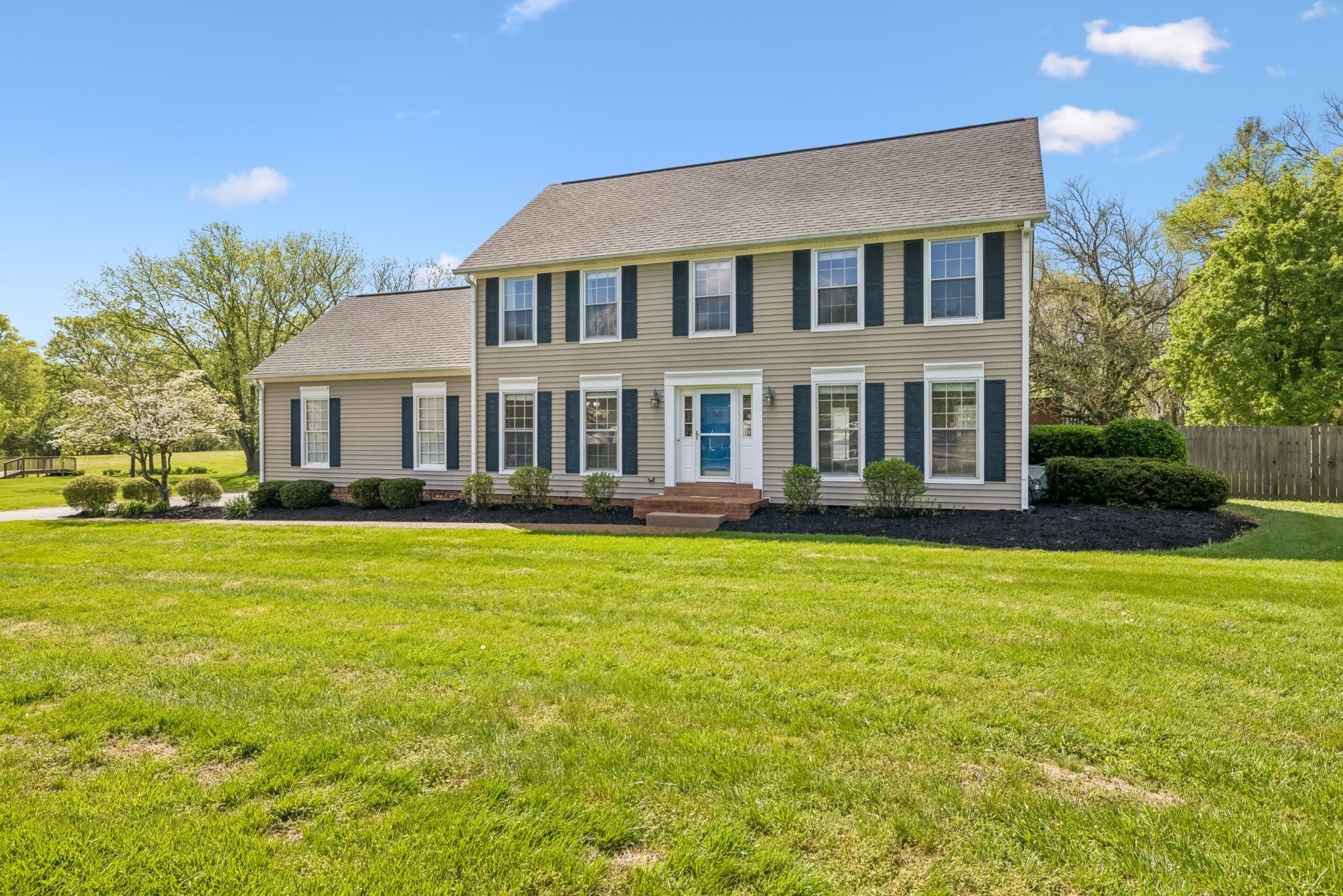 Photo of Listing #3168298