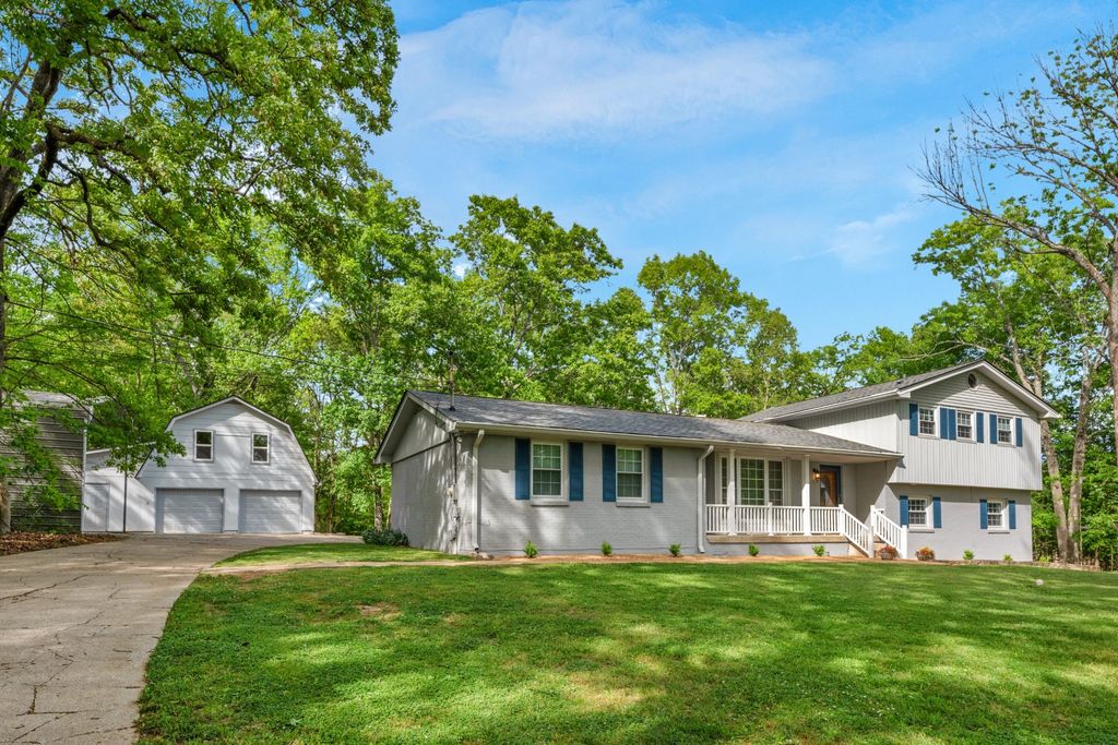 141 Bluegrass Pkwy, Lebanon