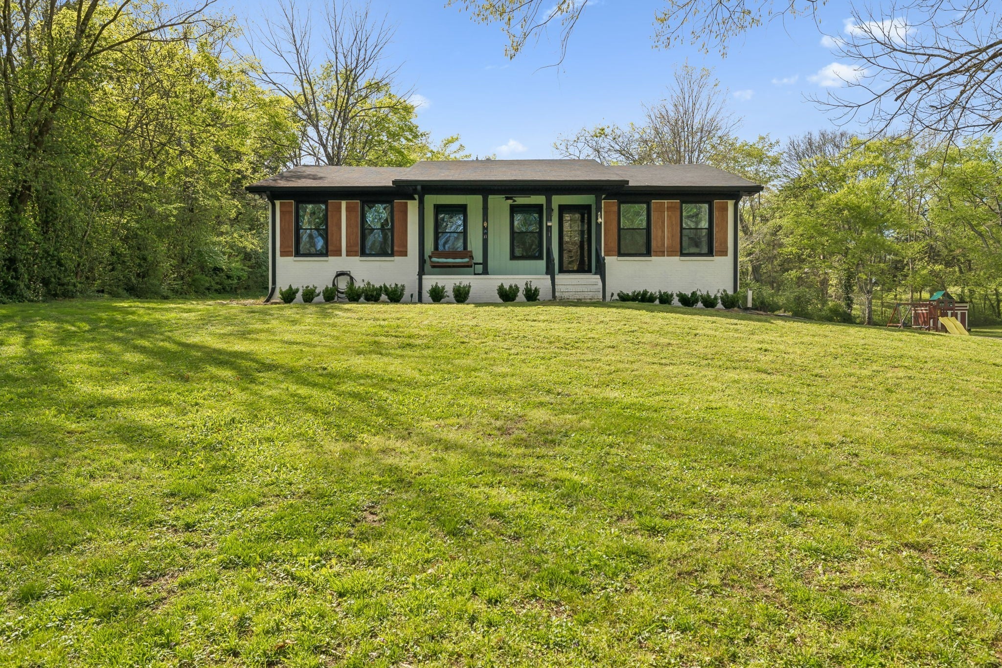 Photo of Listing #3168395