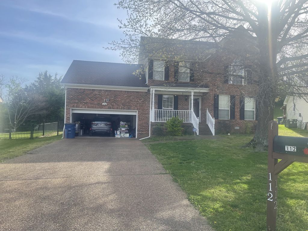 112 Mavella Ct, Goodlettsville