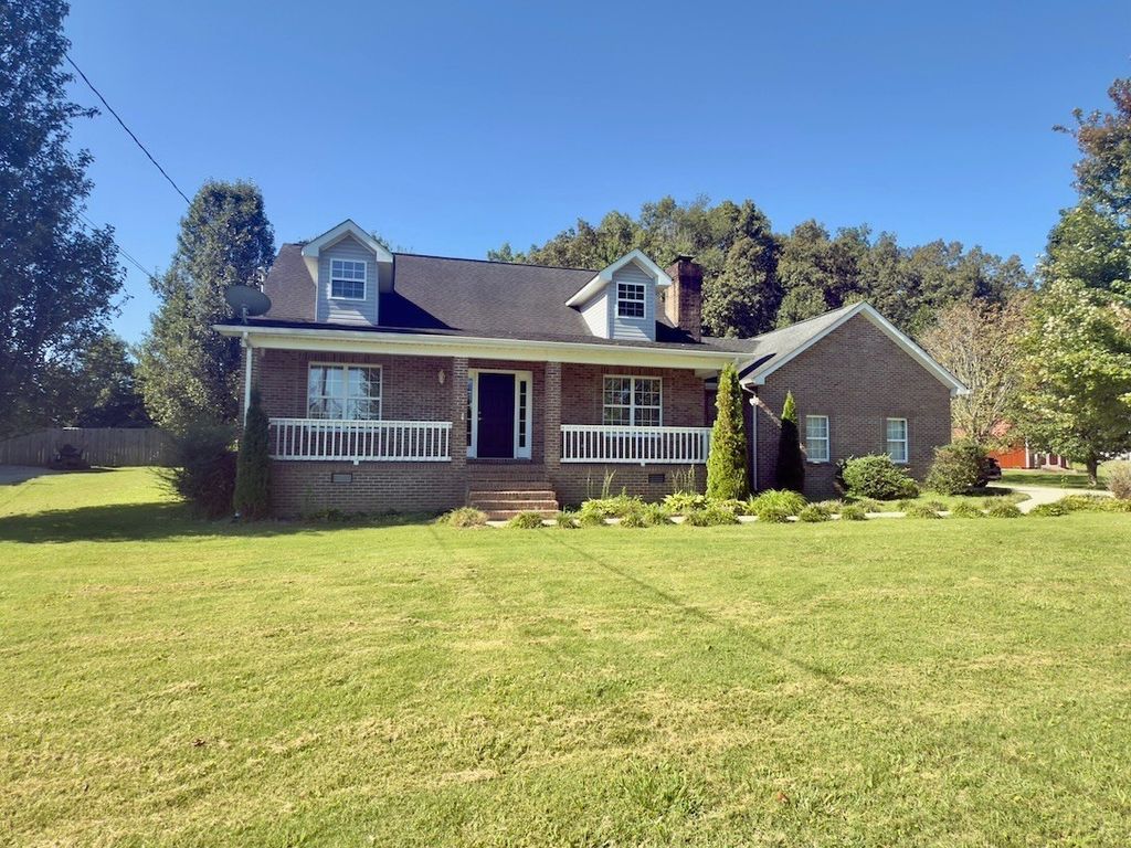 90 Heather Hts, Bradyville