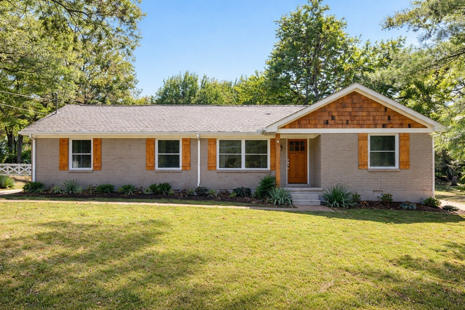 Photo of Listing #3168552