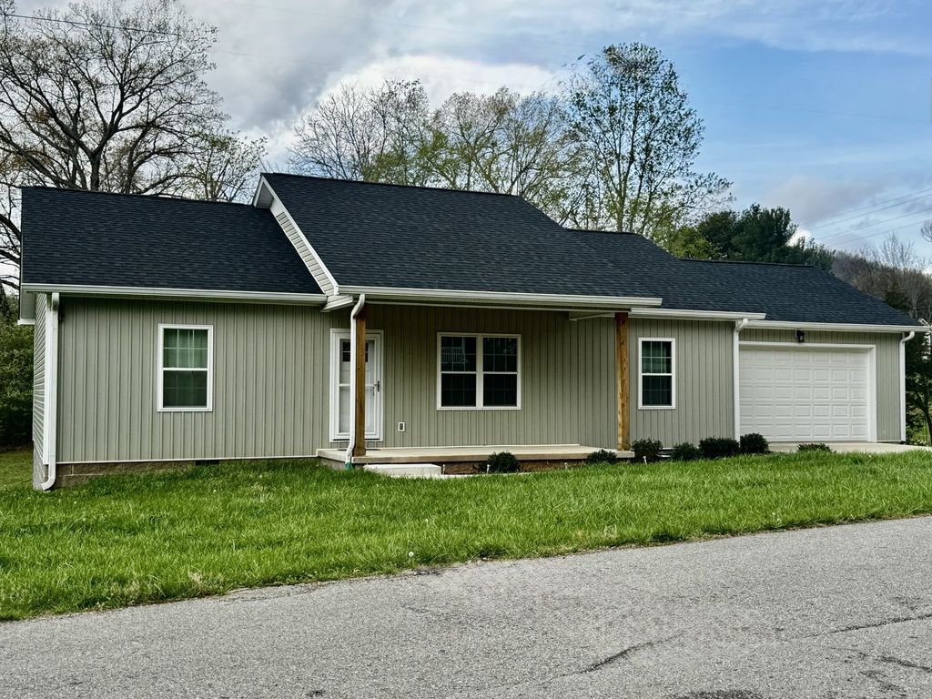 1366 Hidden Valley Rd, Livingston