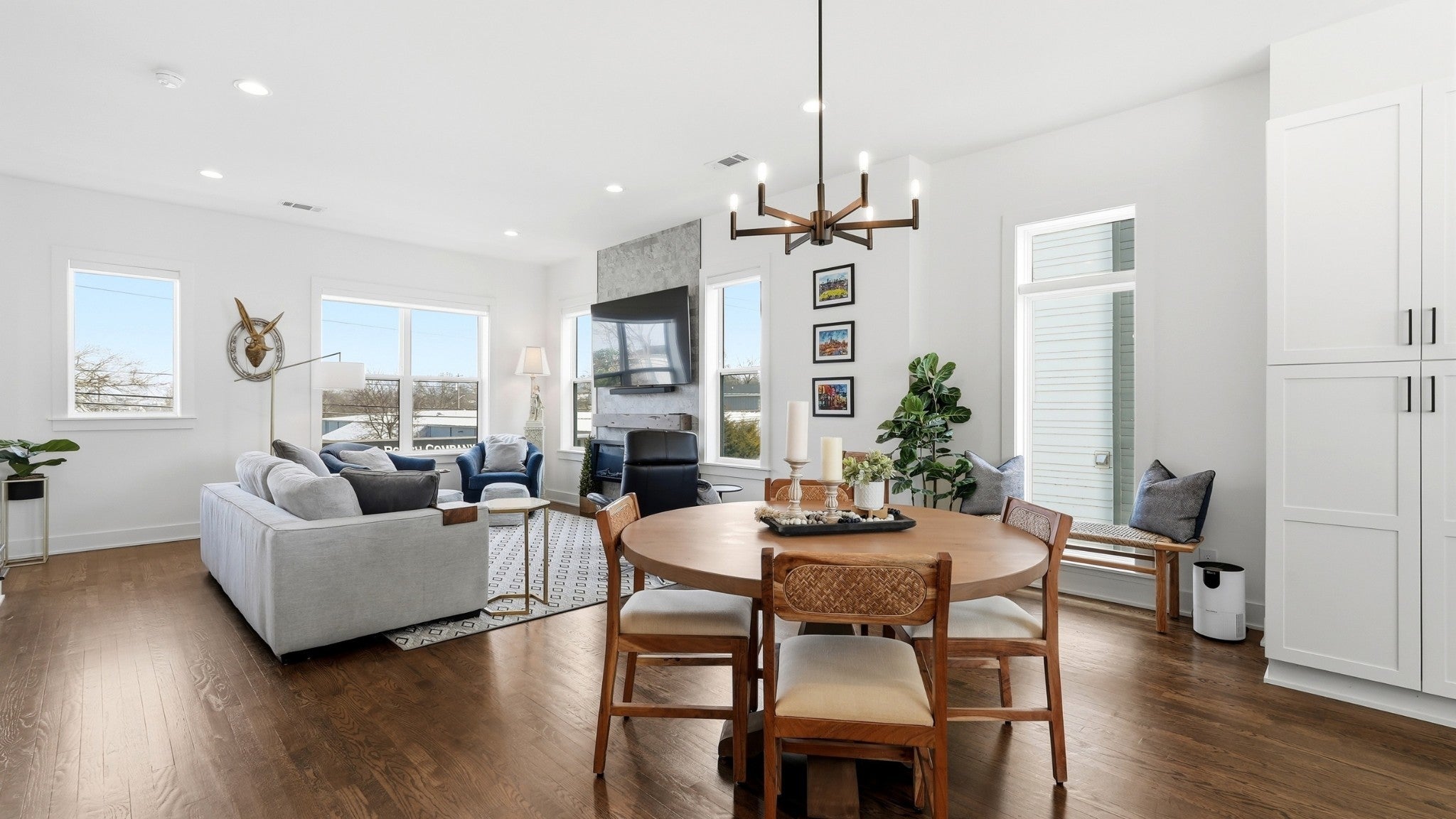 Photo of Listing #3168926