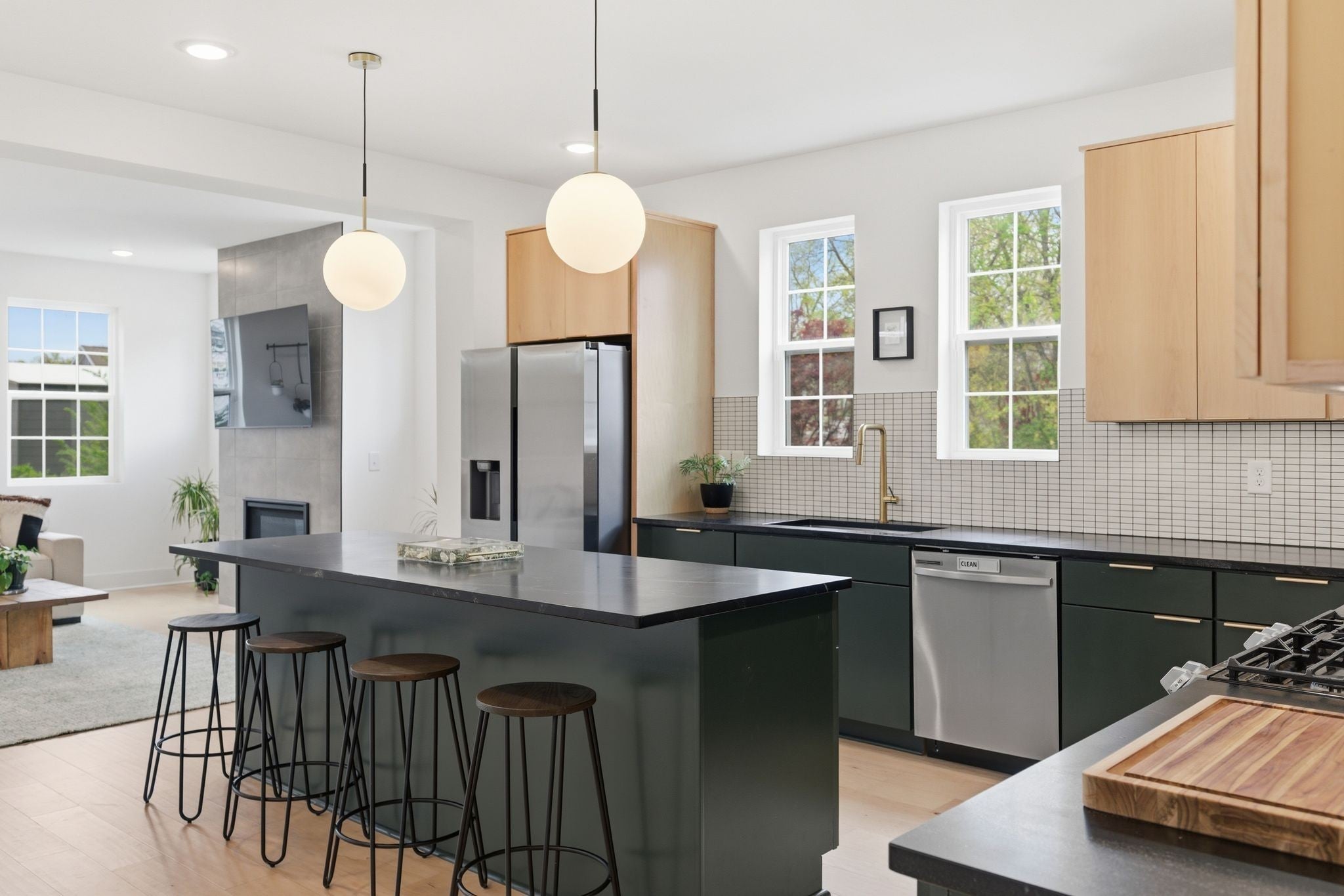 Photo of Listing #3169139