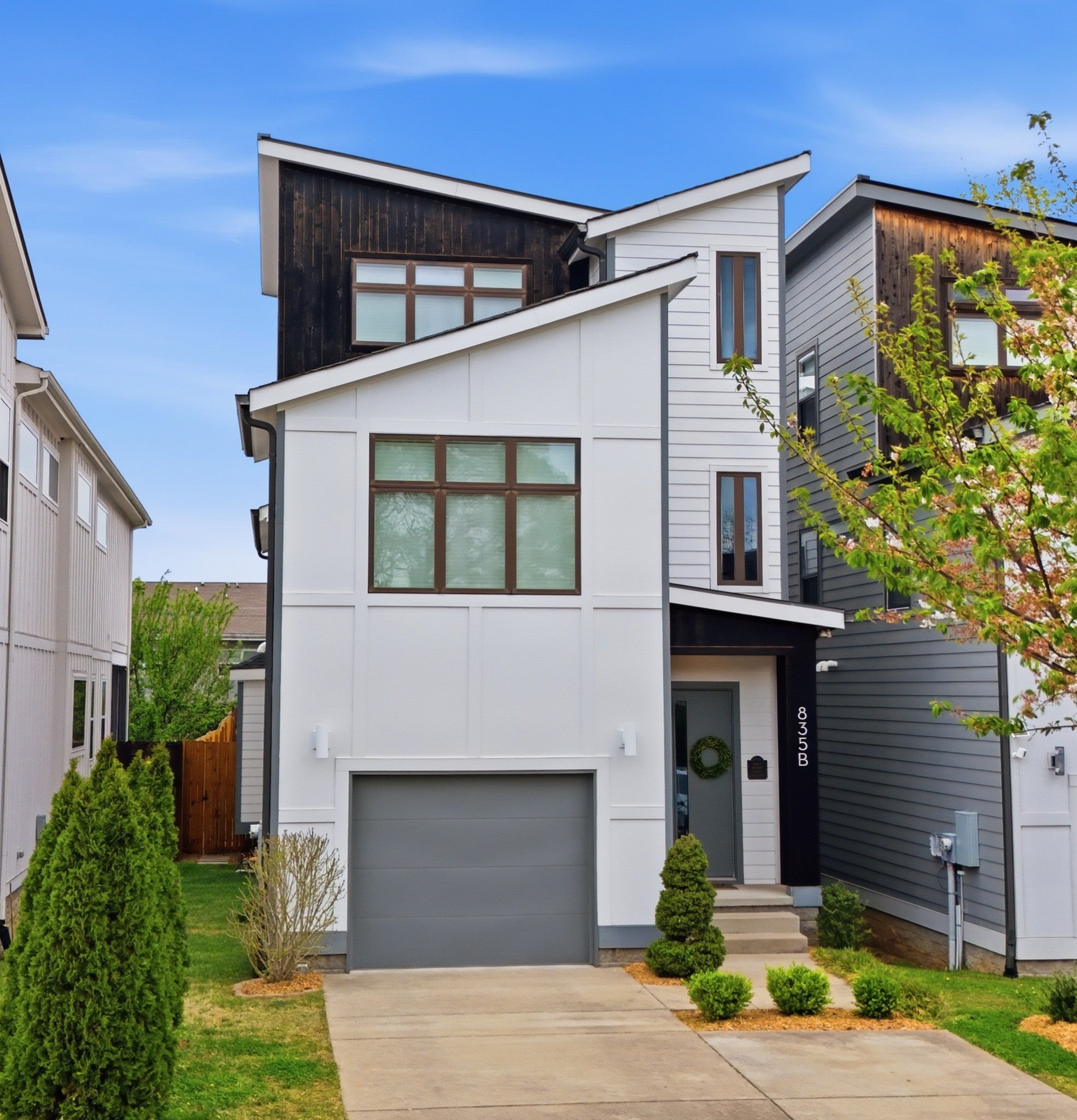 Photo of Listing #3169155