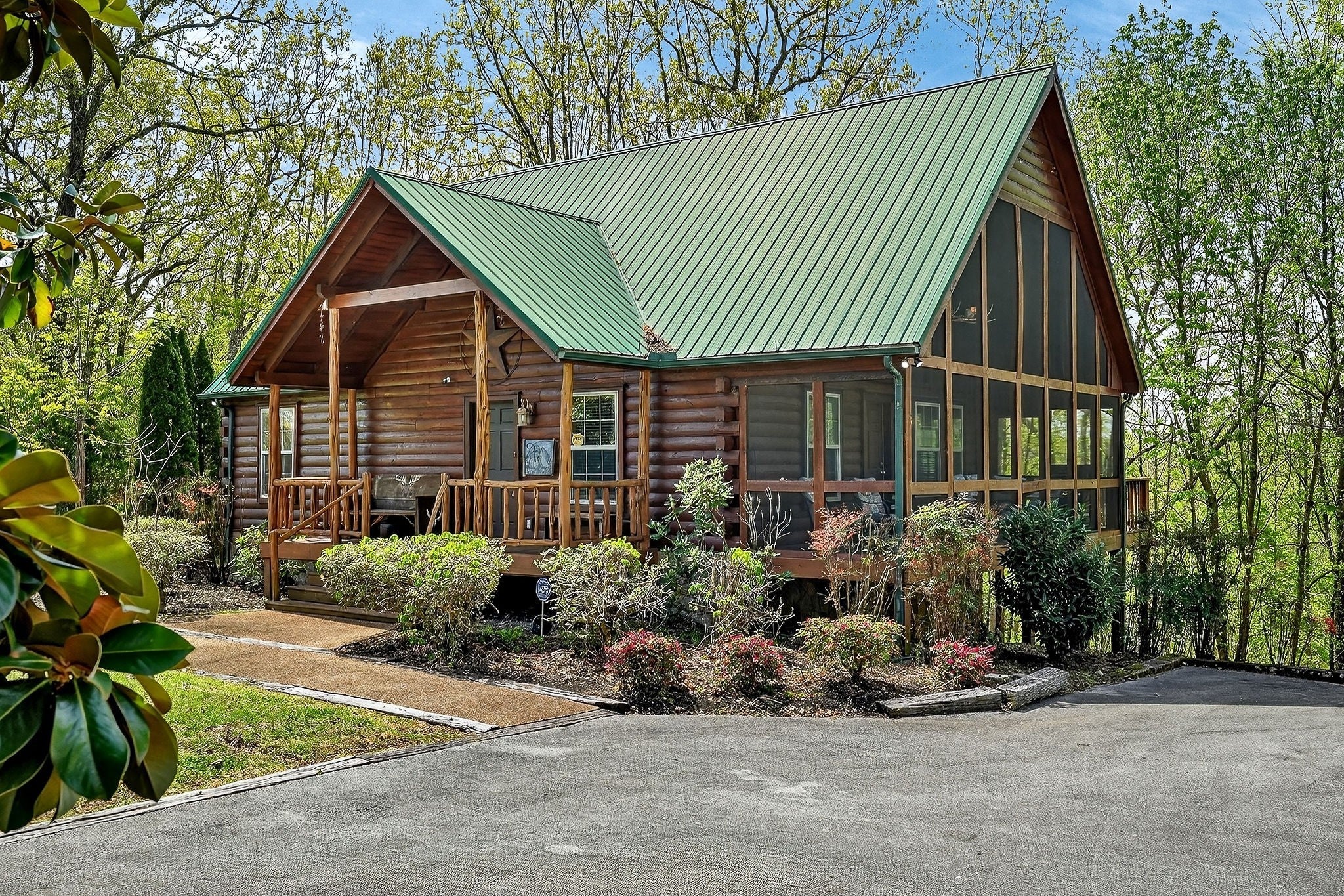 Photo of Listing #3169423