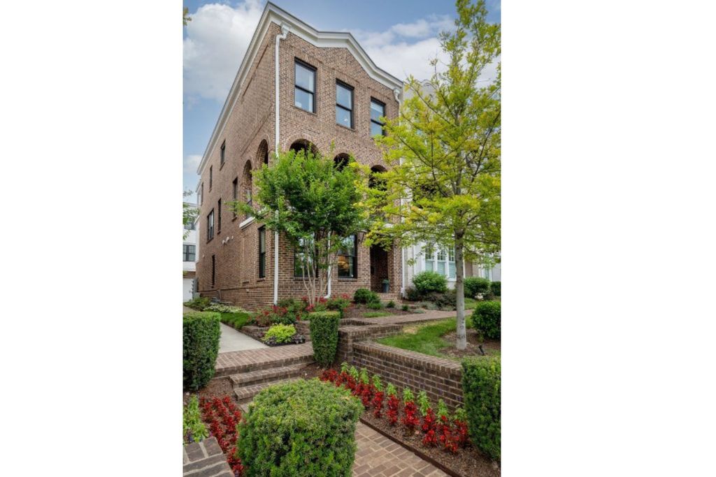 3608d West End Ave, Nashville