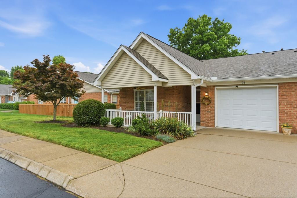 96 Alton Park Ln, Franklin