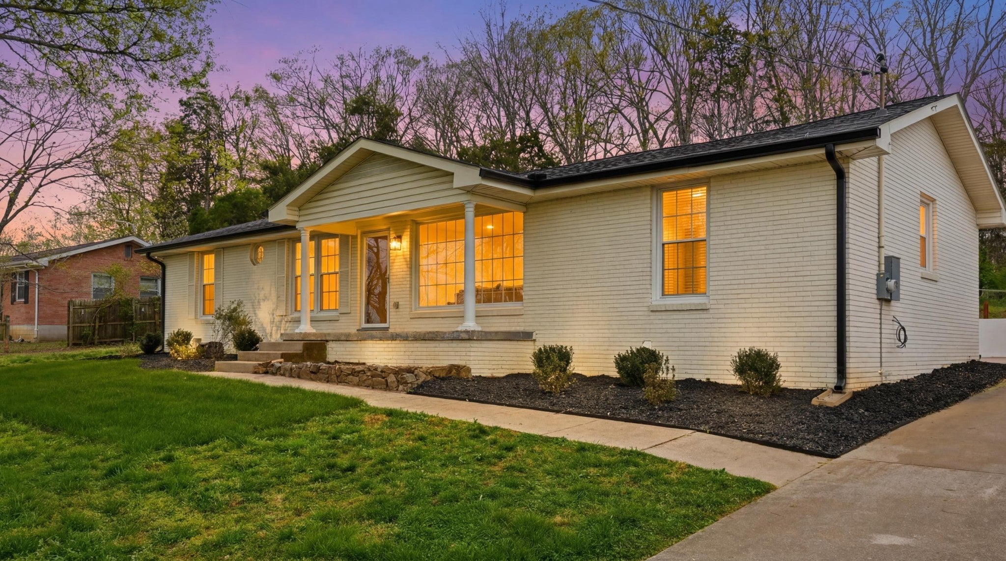 Photo of Listing #3169546