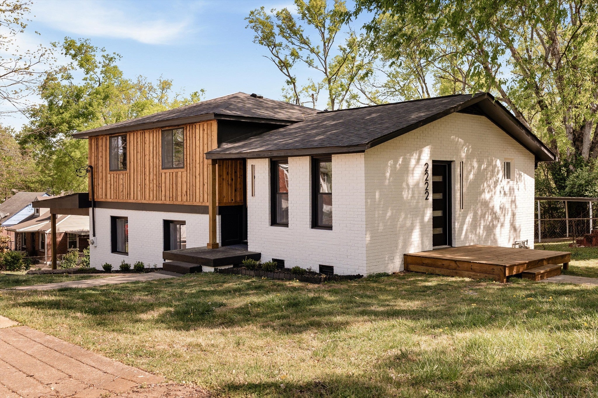 Photo of Listing #3169692