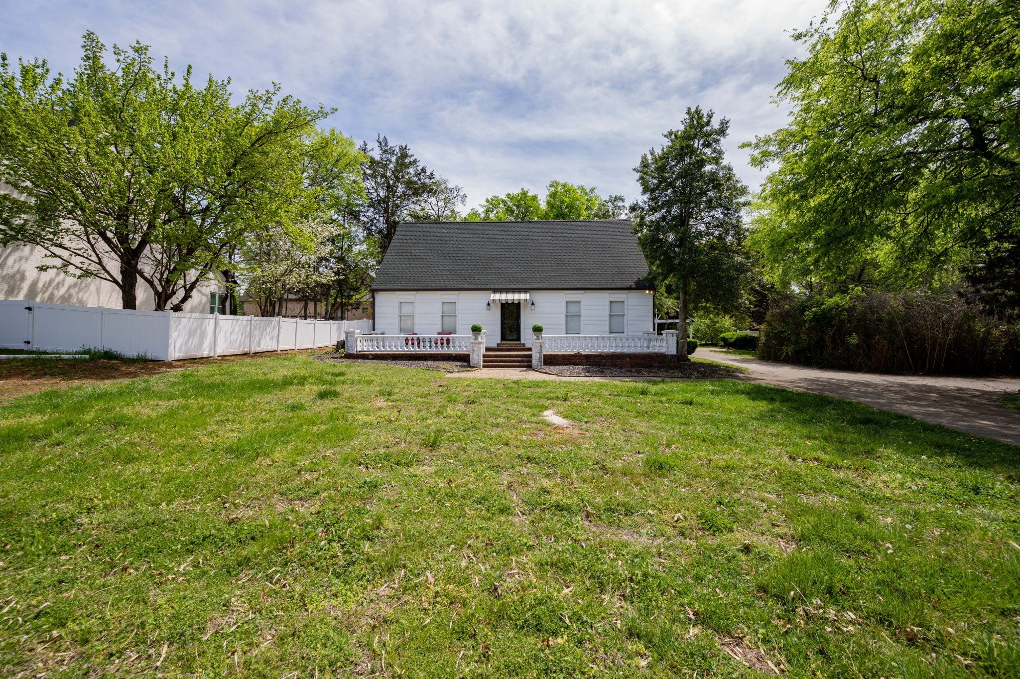 Photo of Listing #3169725