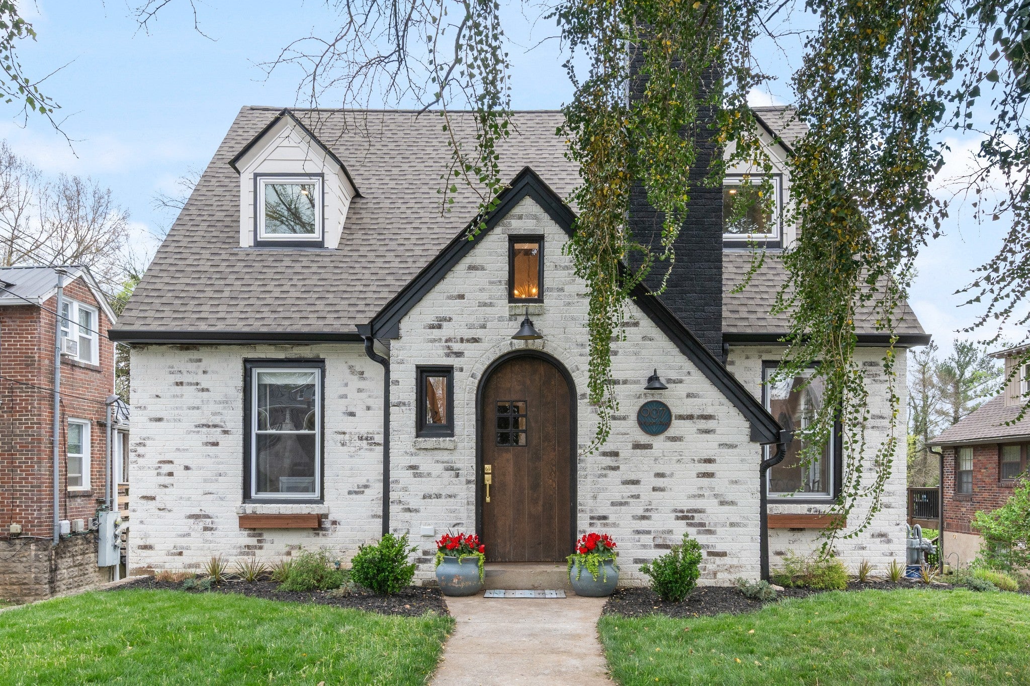 Photo of Listing #3169758